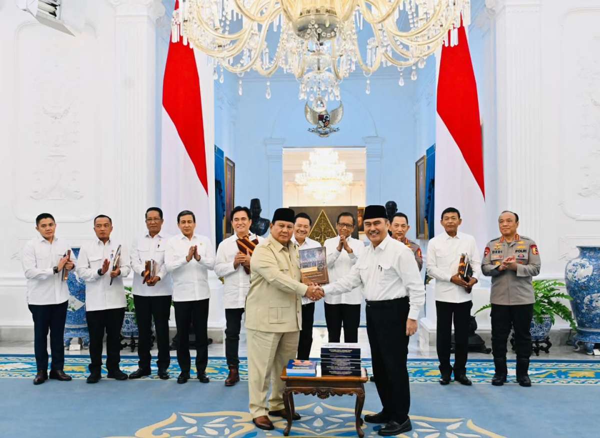 Presiden Prabowo Terima Laporan KPRP: Kedudukan Polri Tetap di Bawah Presiden, Kewenangan Kompolnas Diperkuat